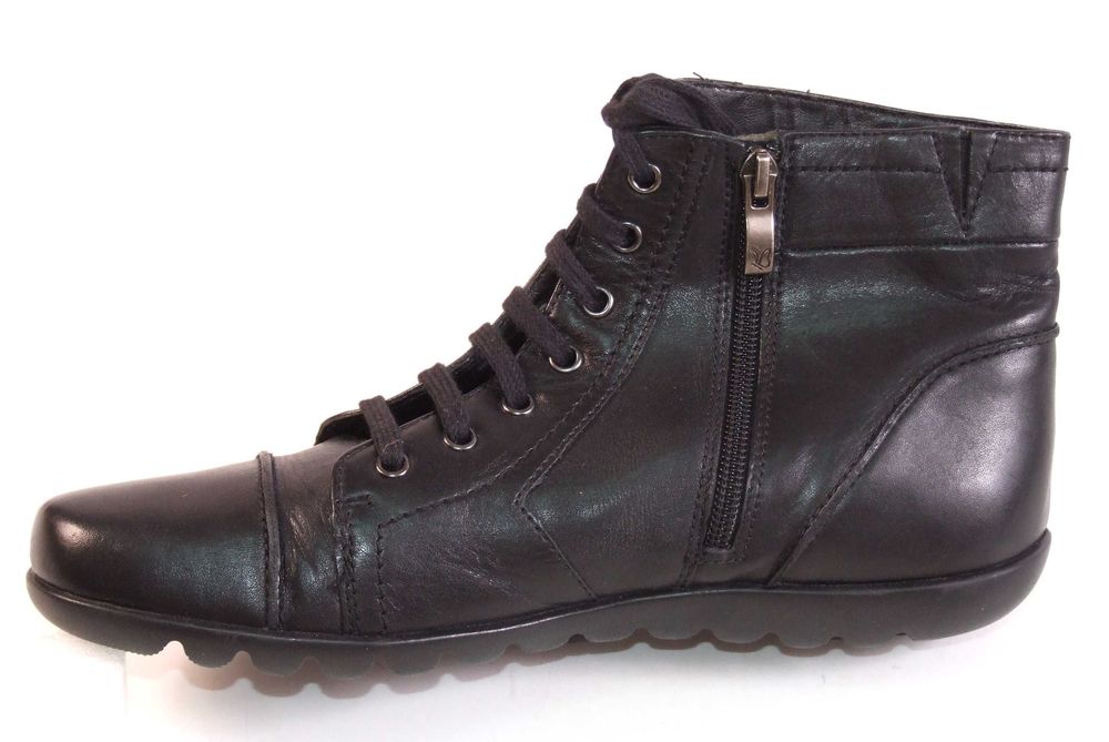 Ghete sport, piele naturala 100%, mas. 40, Made in Germany, NOI