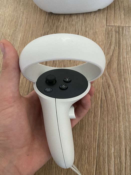 Продам VR Meta Quest 2