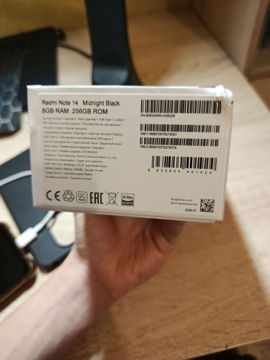 Продаю xiaomi redmi note 14 8/256gb черный