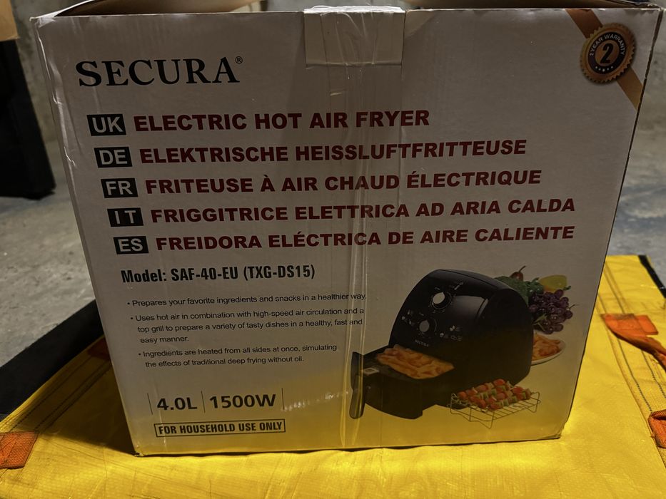 Air fryer in cutie, nou