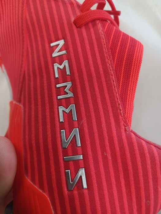 Найк Адидас Футболни обувки Бутонки детски калеври стоножки за деца