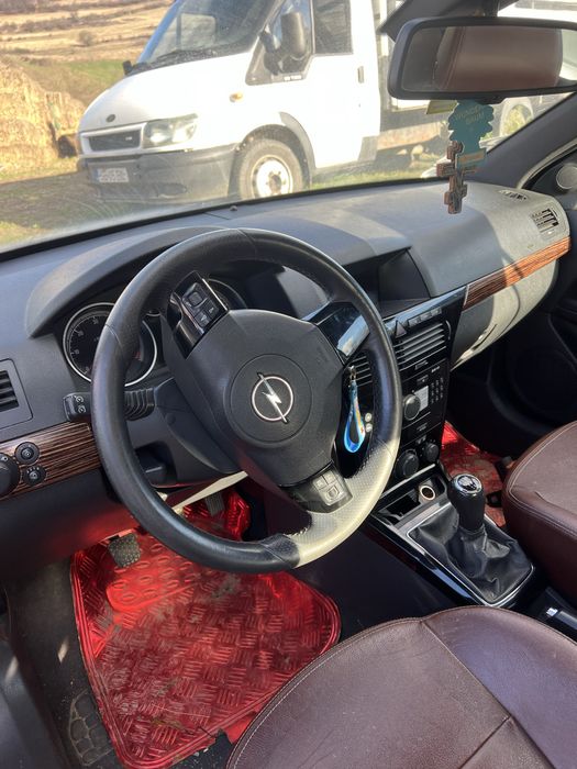 Vand opel astra twin top