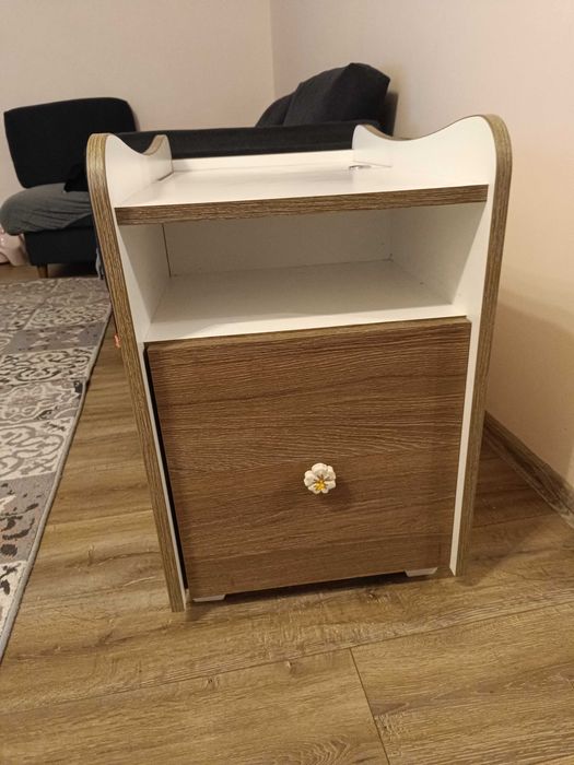 Бебешка кошара и повивалник