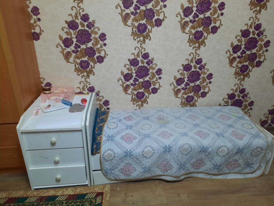 Б/у спальный гарнитур 30 тыс