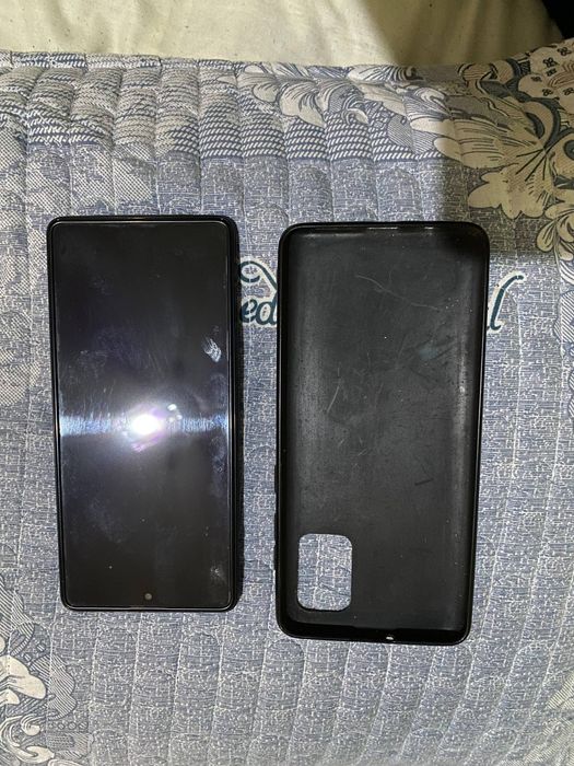 SAMSUNG A71  (128) гб