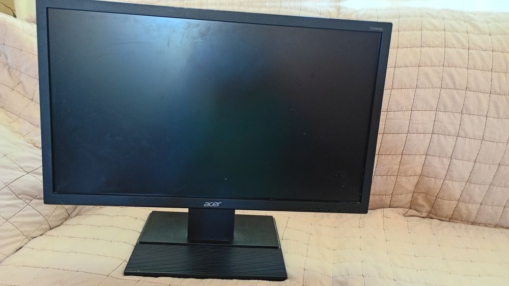 Acer V226HQL монитор