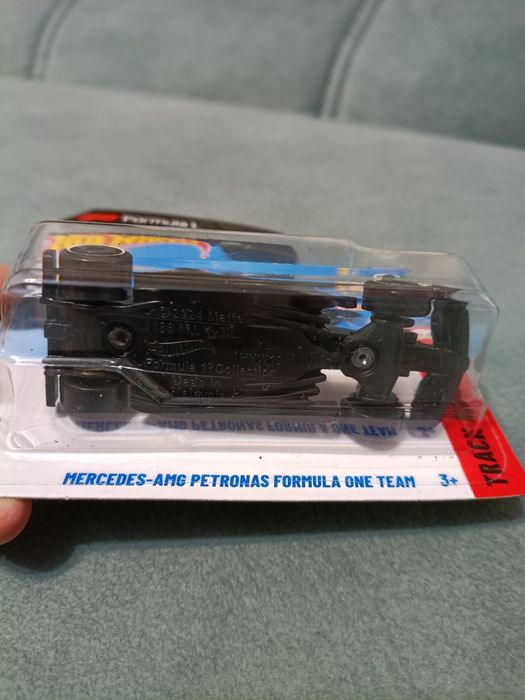 Продам оригинальный хотвилс формула 1