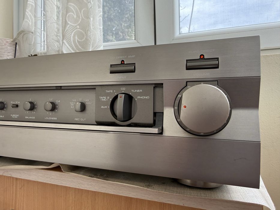 Yamaha AX-592 Качествен стерео усилвател