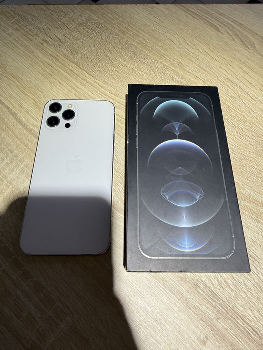 Продам Iphone 12 PRO MAX 128 gb SILVER