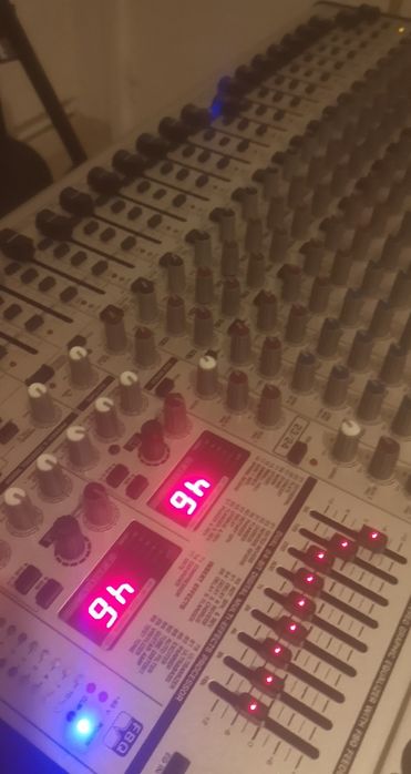 Mixer pasiv cu dublu procesor efecte voce fără nici un fel de probleme