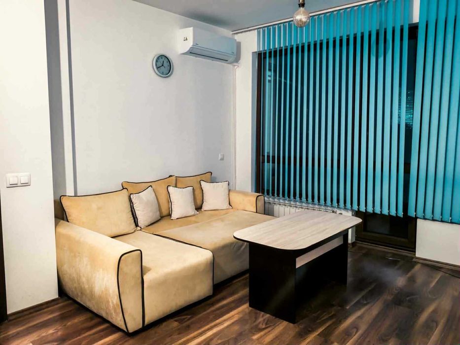 Двустаен имот в кв.Младост 1 А