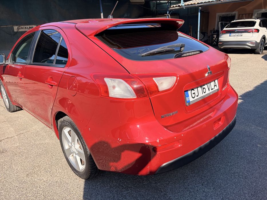 MITSUBISHI Lancer 2010 — imagine 3