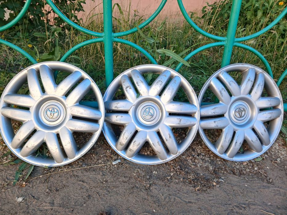 Диски на toyota  оригинал