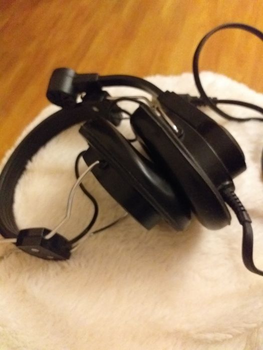 Продам наушники АSC