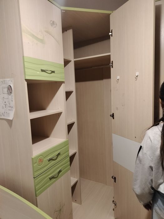 Продам детский спальный гарнитур