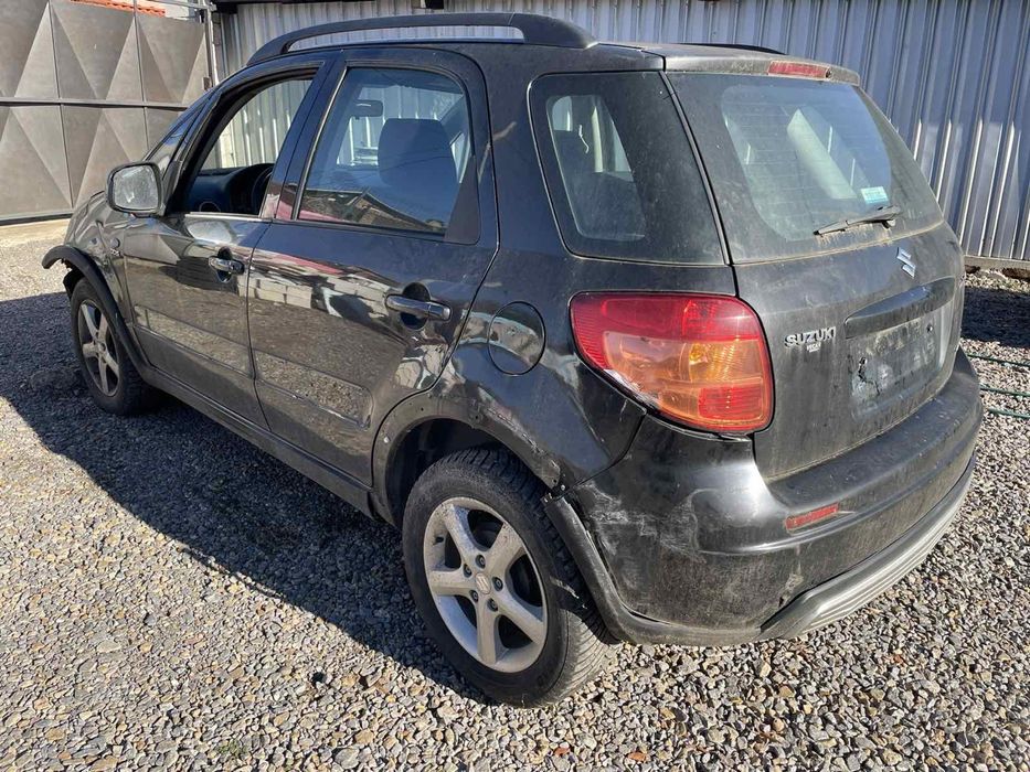 Suzuki SX4/Fiat Sedici на части