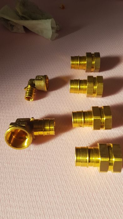 Racord alama Uponor Q&E, cot, fitting, pe-xa,pex, incalzire pardoseala