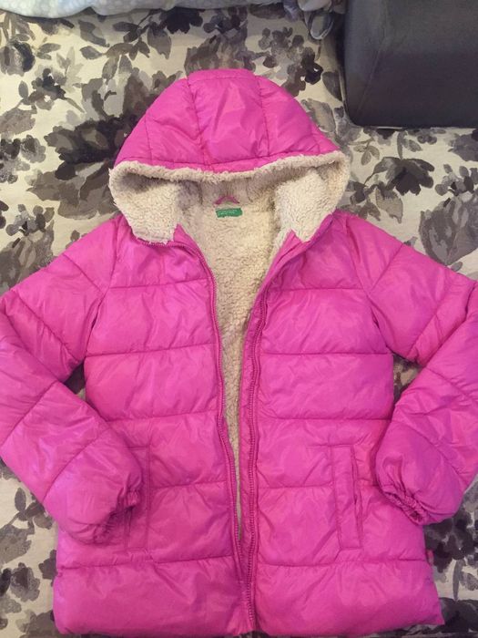 Куртка на девочку.