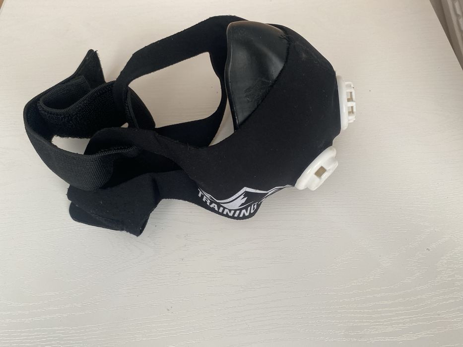 Продаю маску для  бега