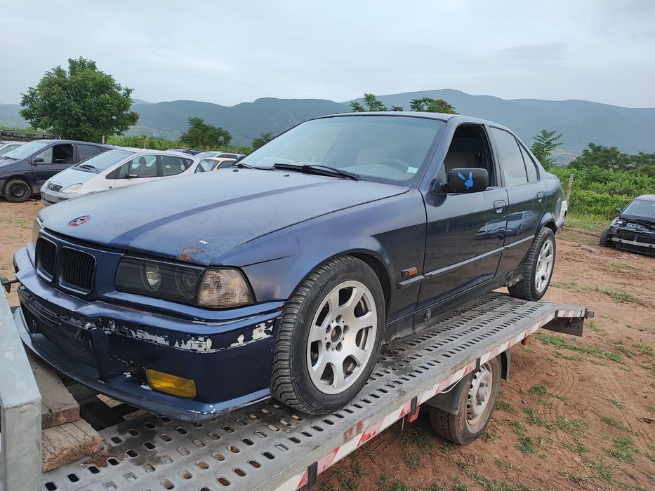 BMW E36 1.8 на части