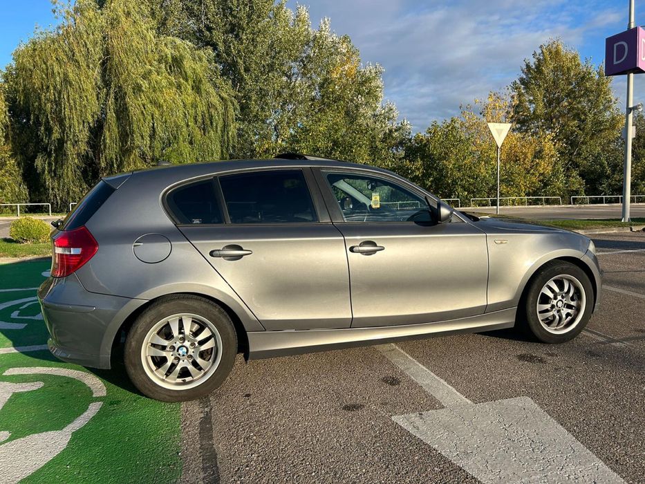 BMW SERIA 1 E87 Facelift 2.0d 177(cai) AN FABRICATIE 2010