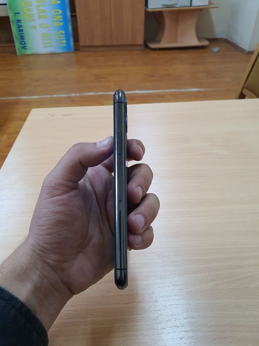 IPhone 11 pro sotiladi