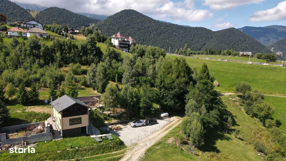 Oportunitate de investitie - pensiune de vanzare Moieciu de Jos