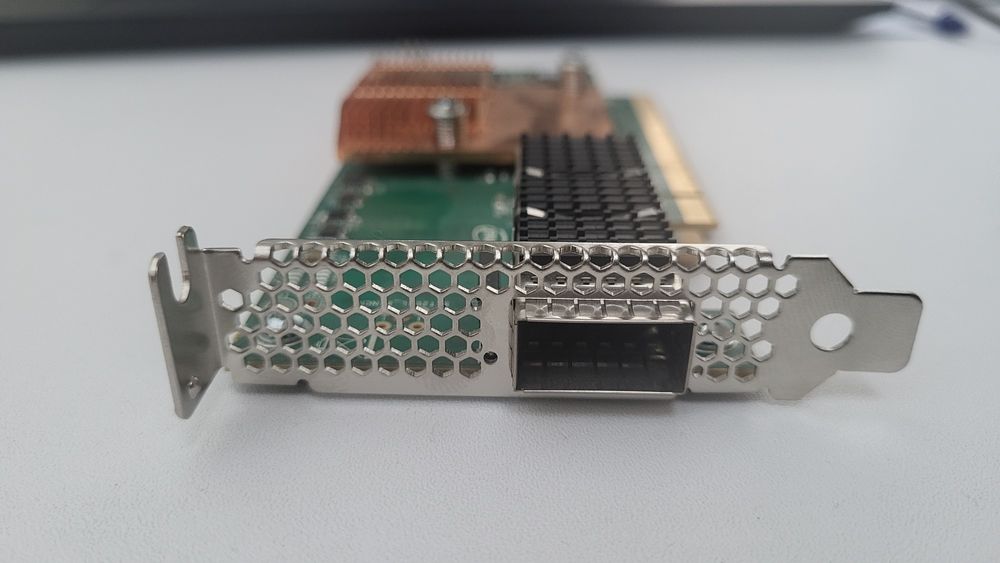 100Gbit Intel Omni-Path QSFP28