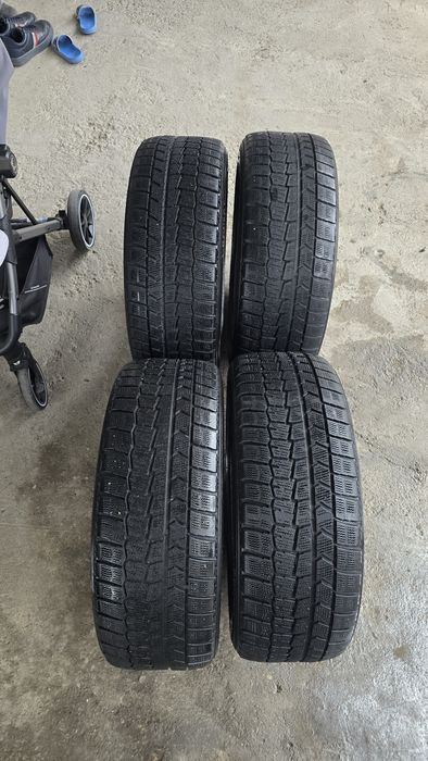 Зимние шины DUNLOP