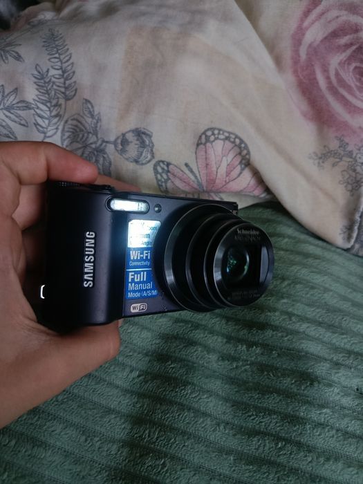 Продам камеру Samsung wb150f
