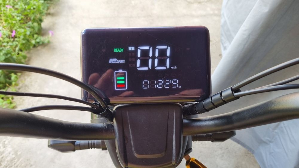 Електрически скутер MAX Motors / iBIKE – перфектно състояние
