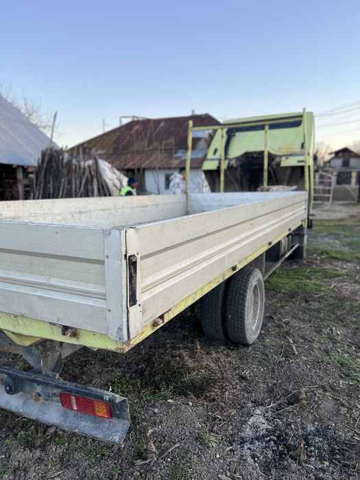 Nissan l35 pentru dezmembrat