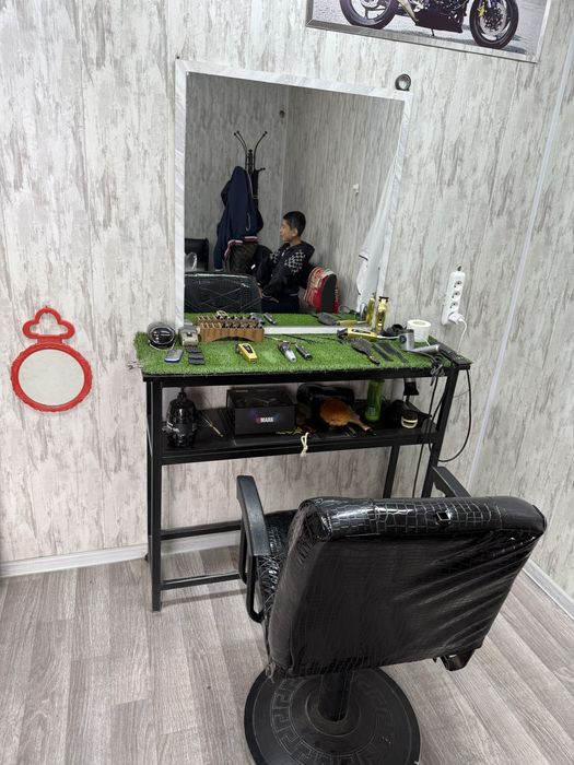 Кресло зеркало стол комплект