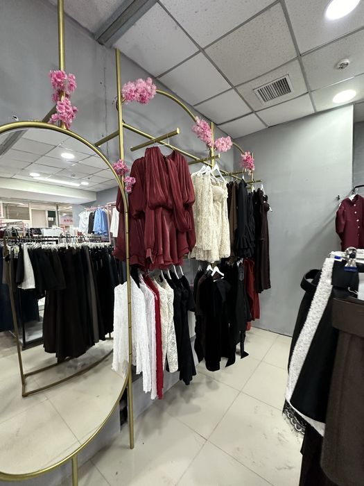 Продается женский бутик одежды