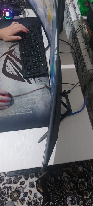 Prime monitor 27 lik 180h curved