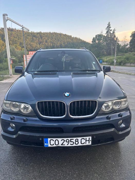 Автомобил bmw x5