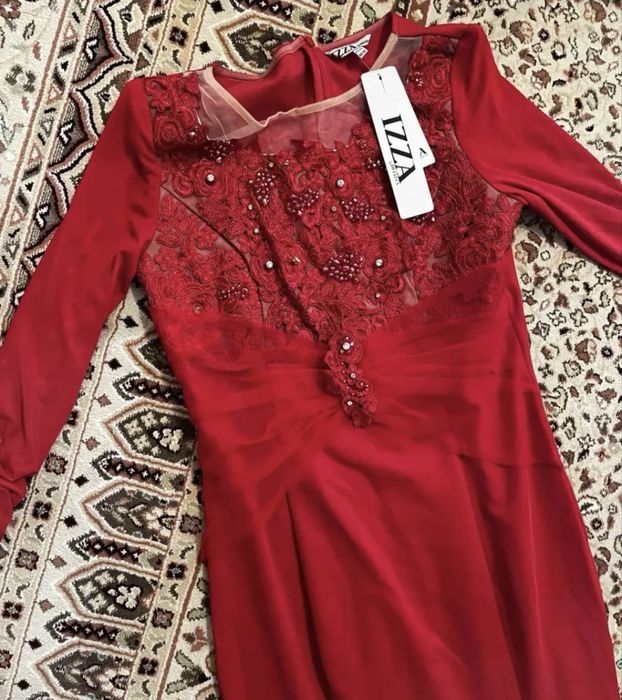 Платье вечерный новый