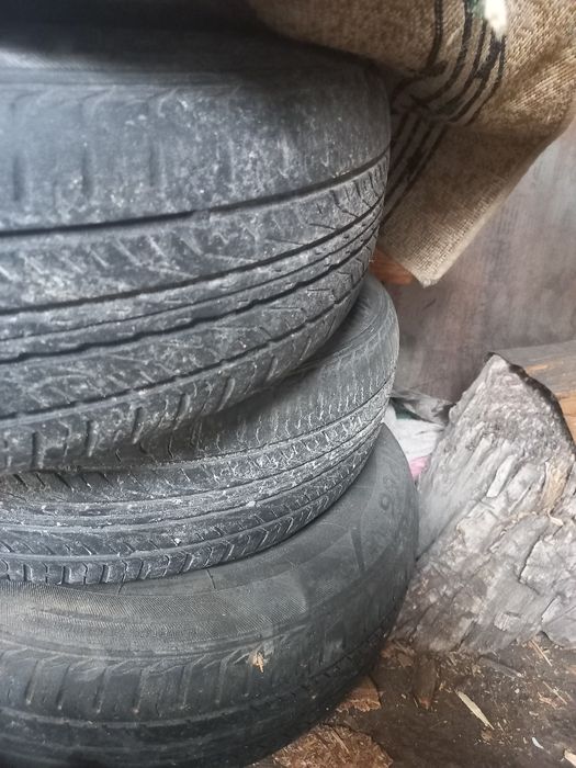 Титановые диски на 13 вместе с резиной.