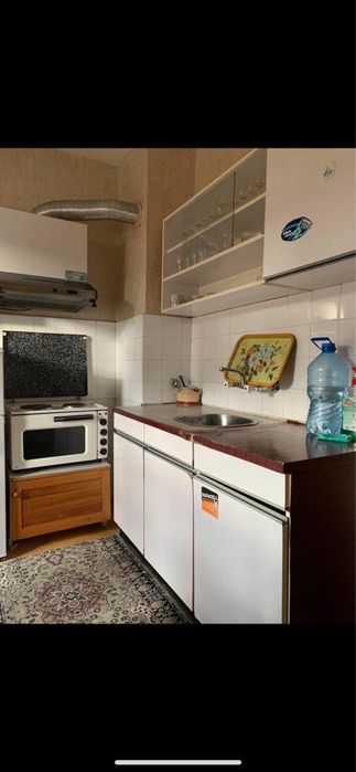 Дава се под наем Двустаен апартамент в Перник, Център - 78 кв.м за 255 € - Снимка #1