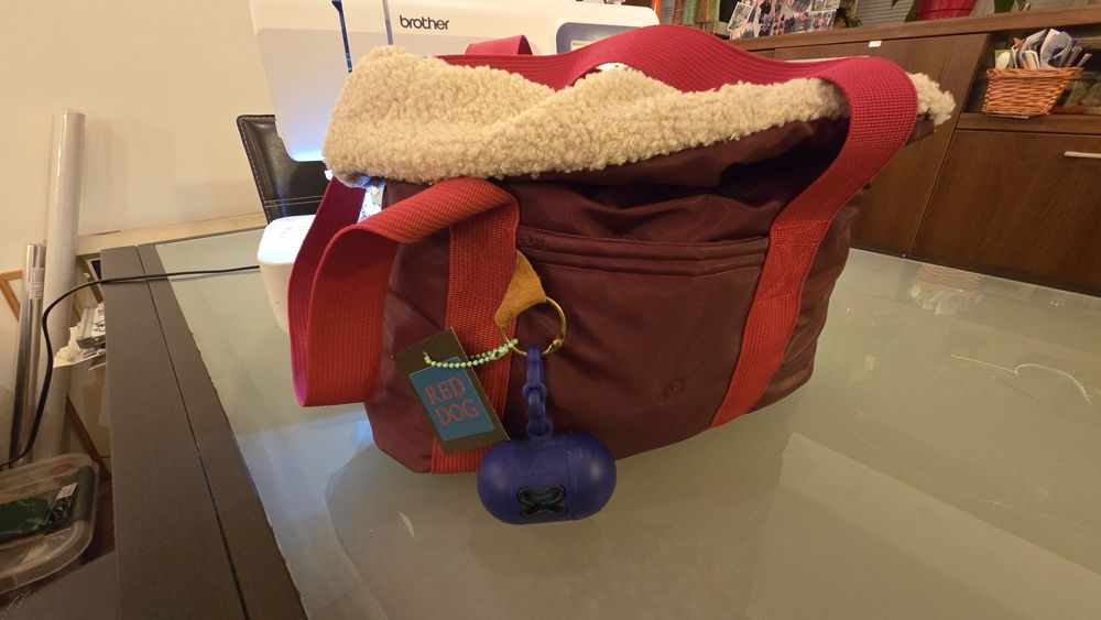 Чанти за  кучета и котки