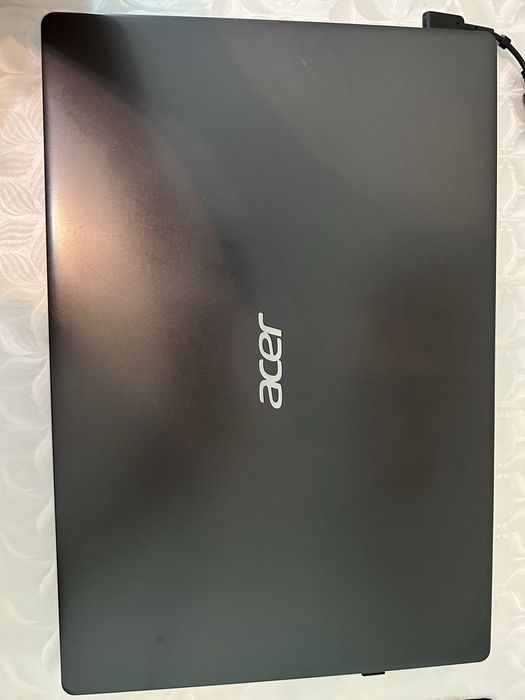Ноутбук  (ACER aspire)