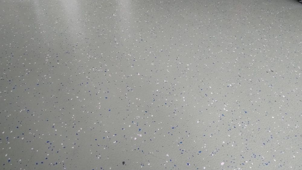 Vând vopsea epoxidică pentru hale 120m²+