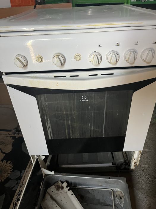 Продам газовую плитку индезит