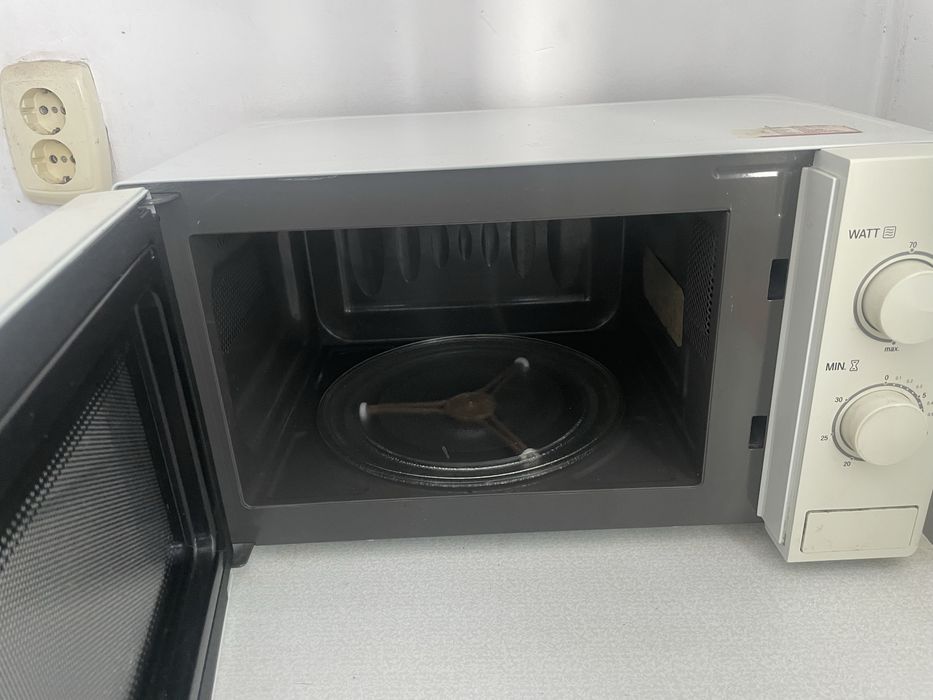 Микроволновая печь LG