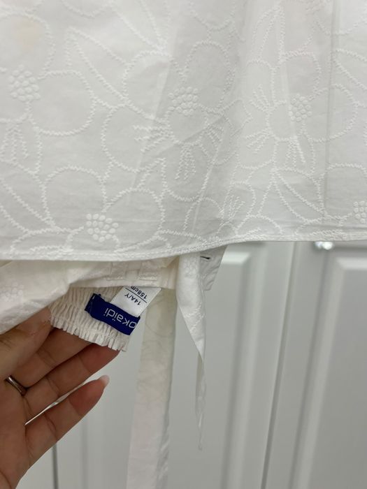 Vand costul alb pentru fete 9-16 ani