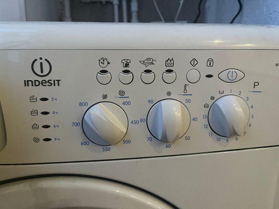 Продам стиральную машинку