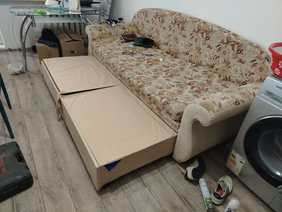 Продам диван в хорошем состоянии