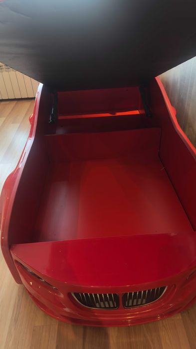 Кровать машинка детская