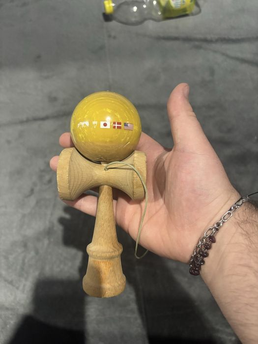 kendama bonz atron