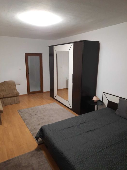 Дава се под наем Тристаен апартамент в София, Левски Г - 90 кв.м за 500 € - Снимка #1